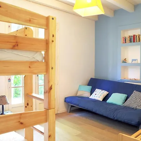 Single-storey House With Terrace - Ideal Holidays